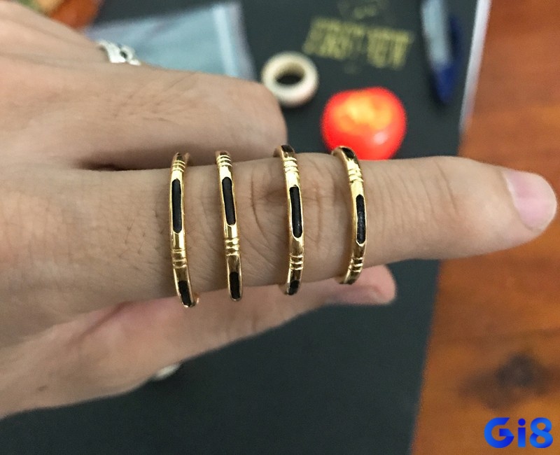 Mộng thấy bán nhẫn vàng cảnh báo những rủi ro trong công việc