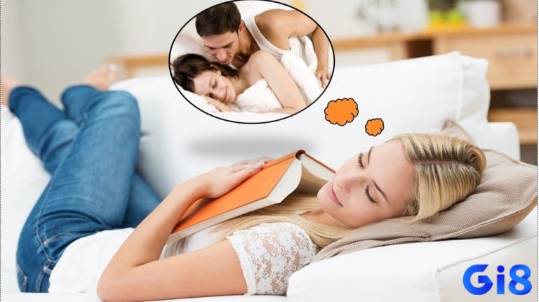 Hình ảnh một cặp đôi đứng gần nhau với ánh nhìn hạnh phúc đại diện cho khao khát tình yêu và kết nối