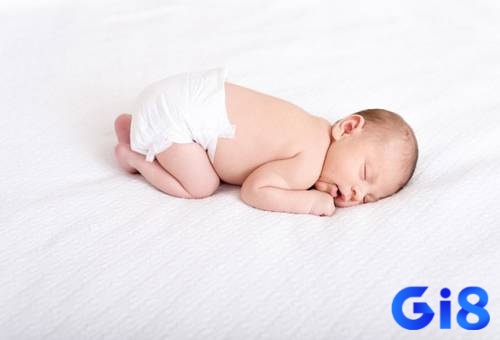 Mơ thấy sinh con trong hoàn cảnh bất thường phản ánh những lo lắng về khả năng đối mặt với thách thức