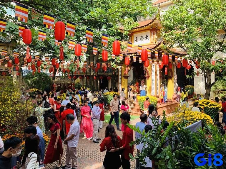 Giải mã giấc mơ thấy đi chùa để dự đoán chuyện tương lai 